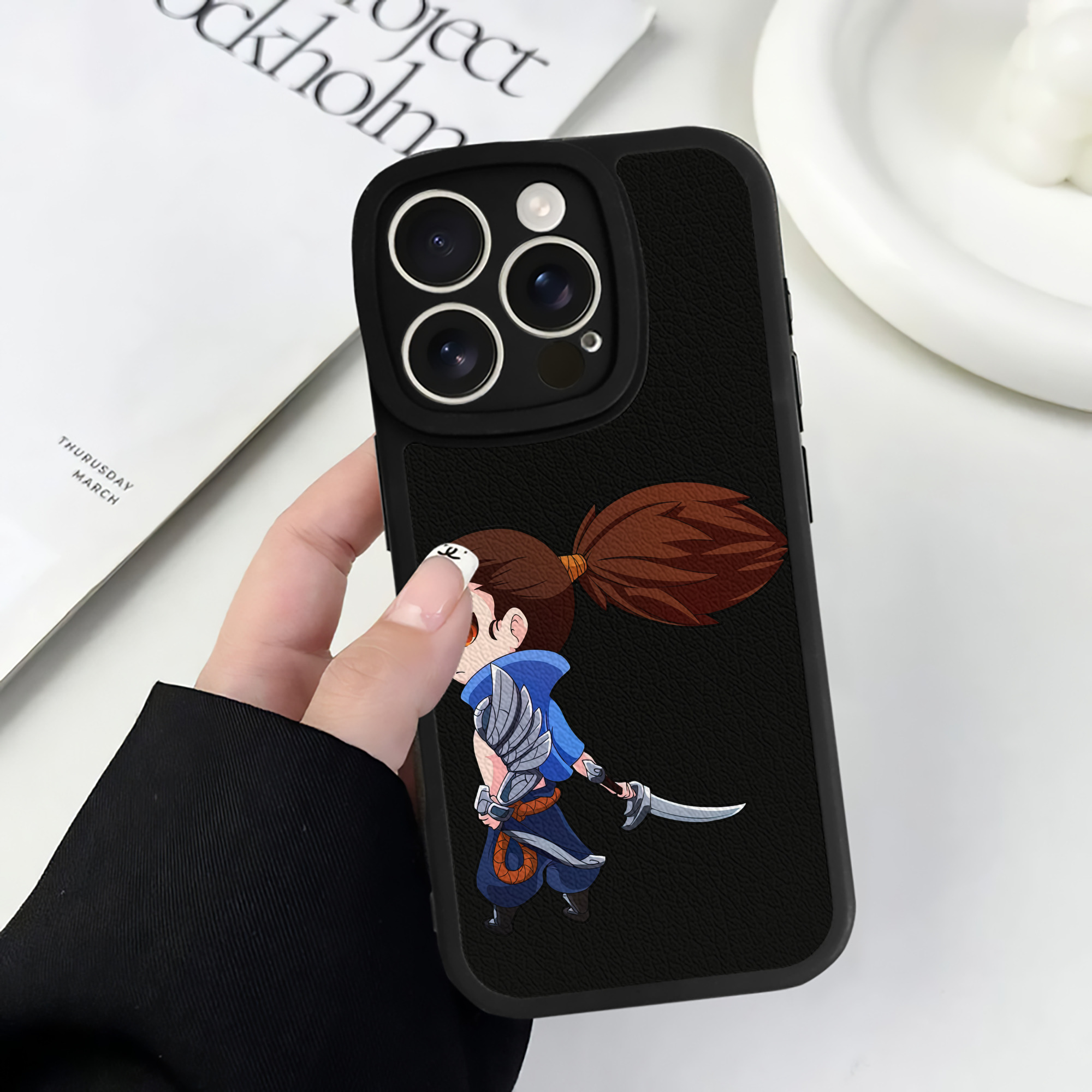 リーグ・オブ・レジェンド League of Legends LOL 【iPhone 16シリーズ対応】シリコンスマホケース（レザー調） 材質：シリコン